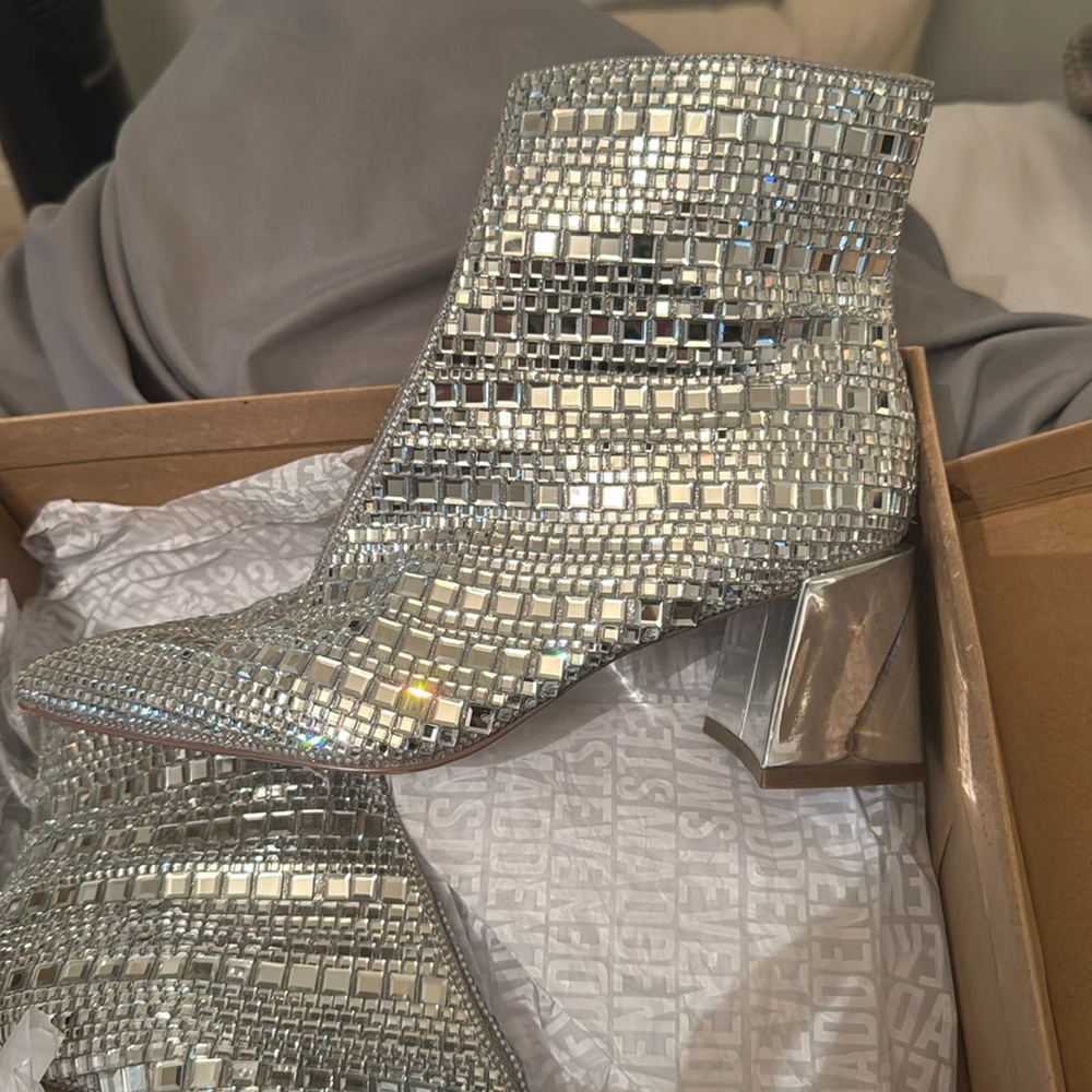 Steve Madden Bootie